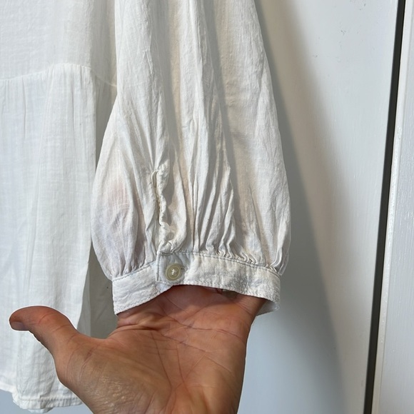 GAP White Tie Front Peplum Blouse size large. - Picture 8 of 9